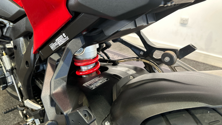 BMW S1000XR (24MY)